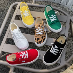 White cloth shoes baby white shoes middle sneakers children's canvas shoes Spring and autumn Korean version simple boy and girl
